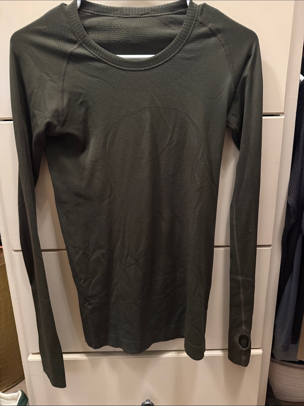 Lululemon athletica- Slim-Fit Long Sleeve Performance Tee in Olive